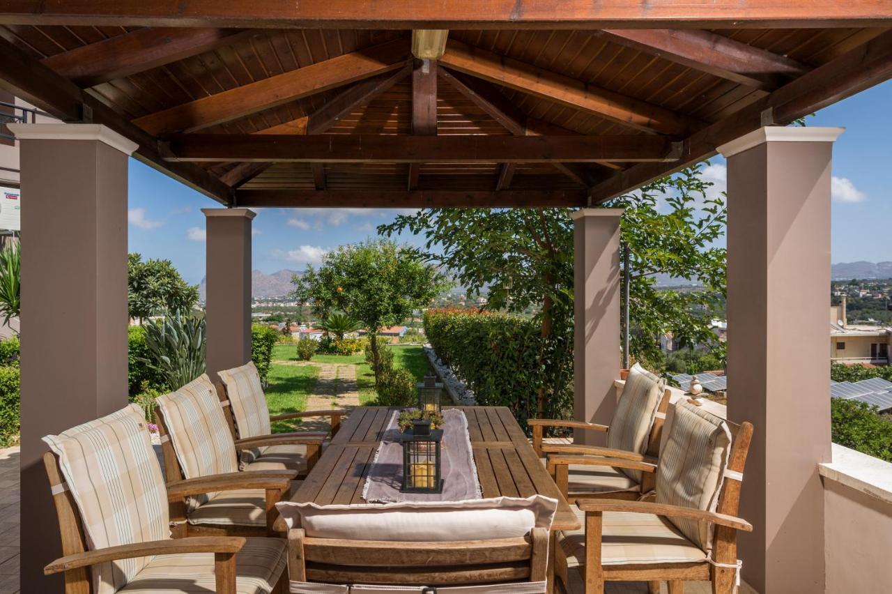 Tholos Apartment