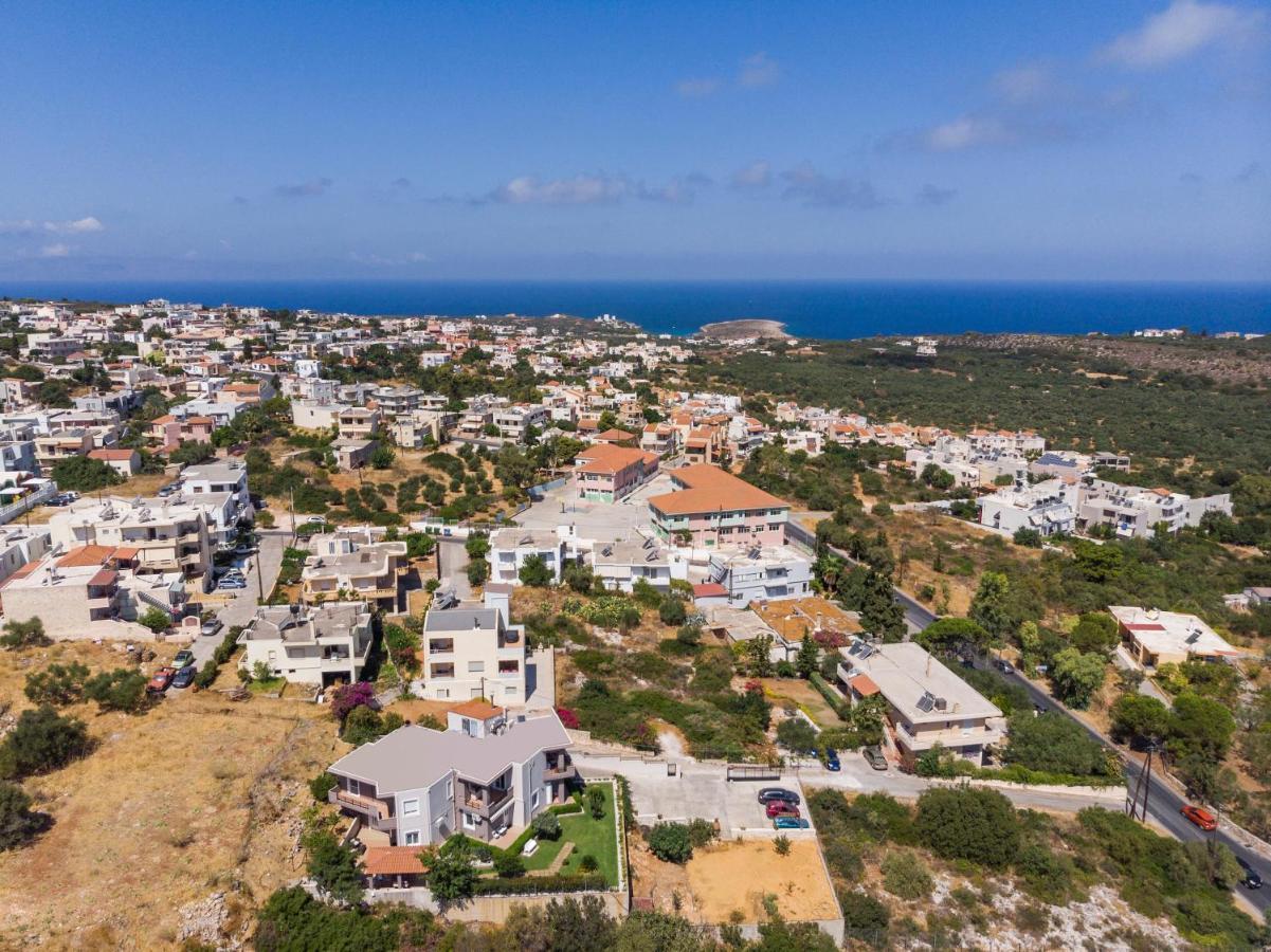 Apartment Tholos *