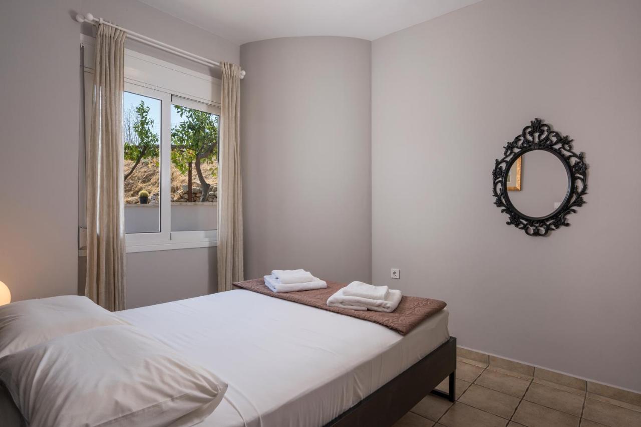 Apartment Tholos *