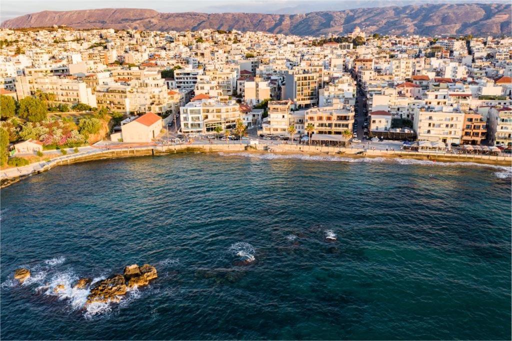 Zonapartments B Sea View- Center