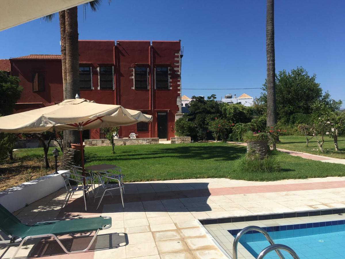 Hotel Oasis Chrissi Akti Chania