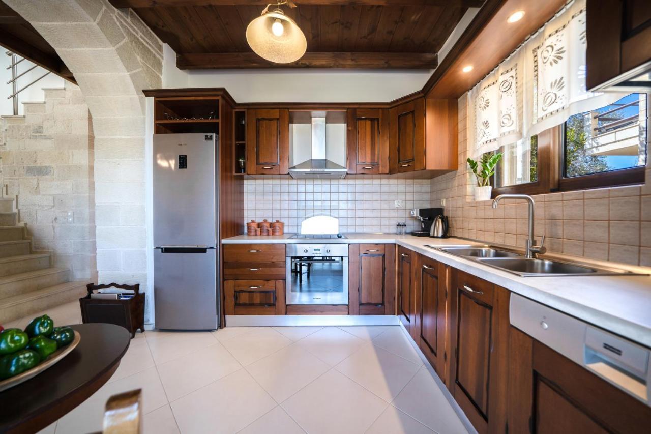 Fos - φωσ ,luxury Villa Chania (Crete)