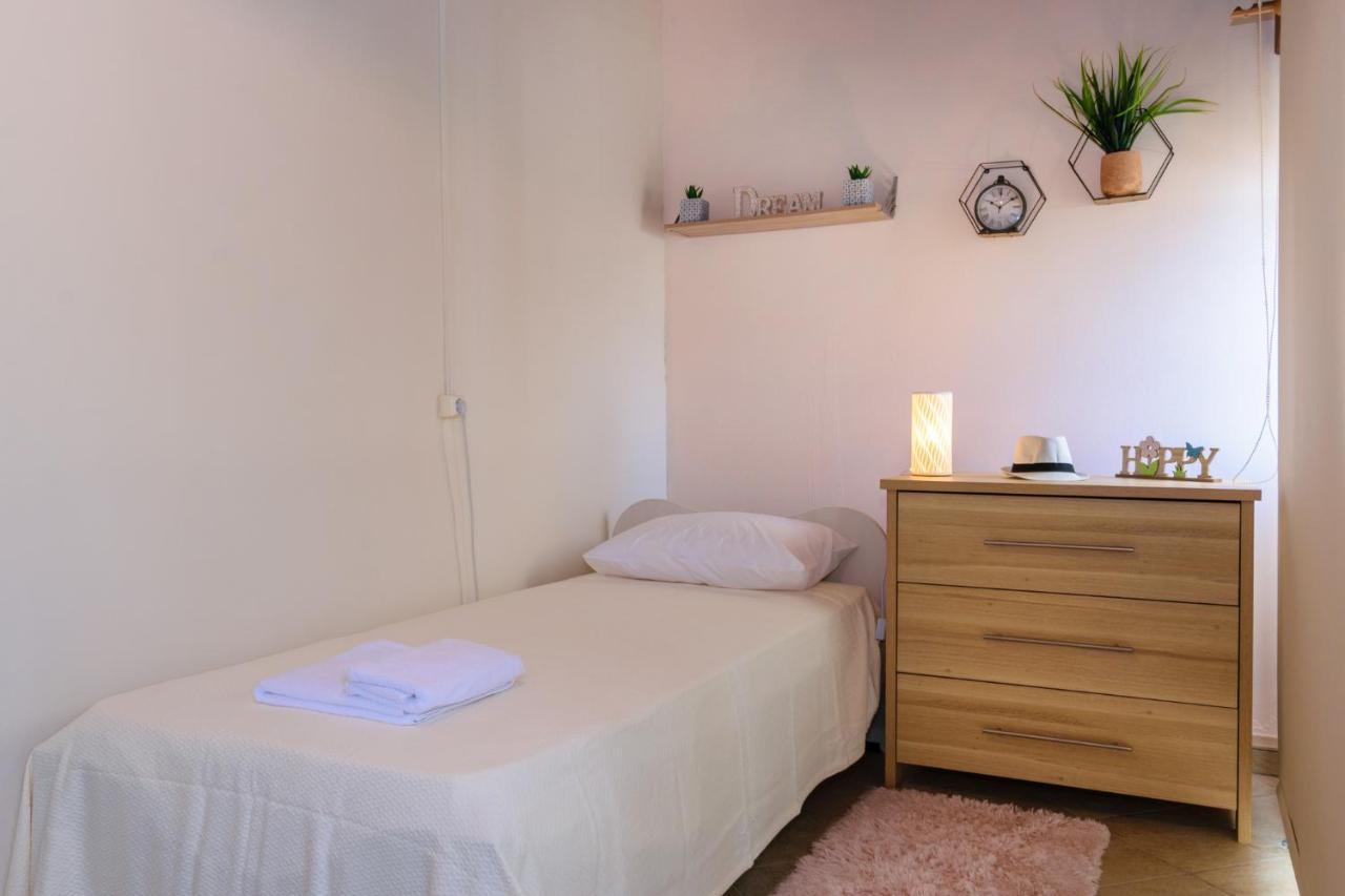 Penthouse In Quiet Neighborhood Near Sandy Appartement