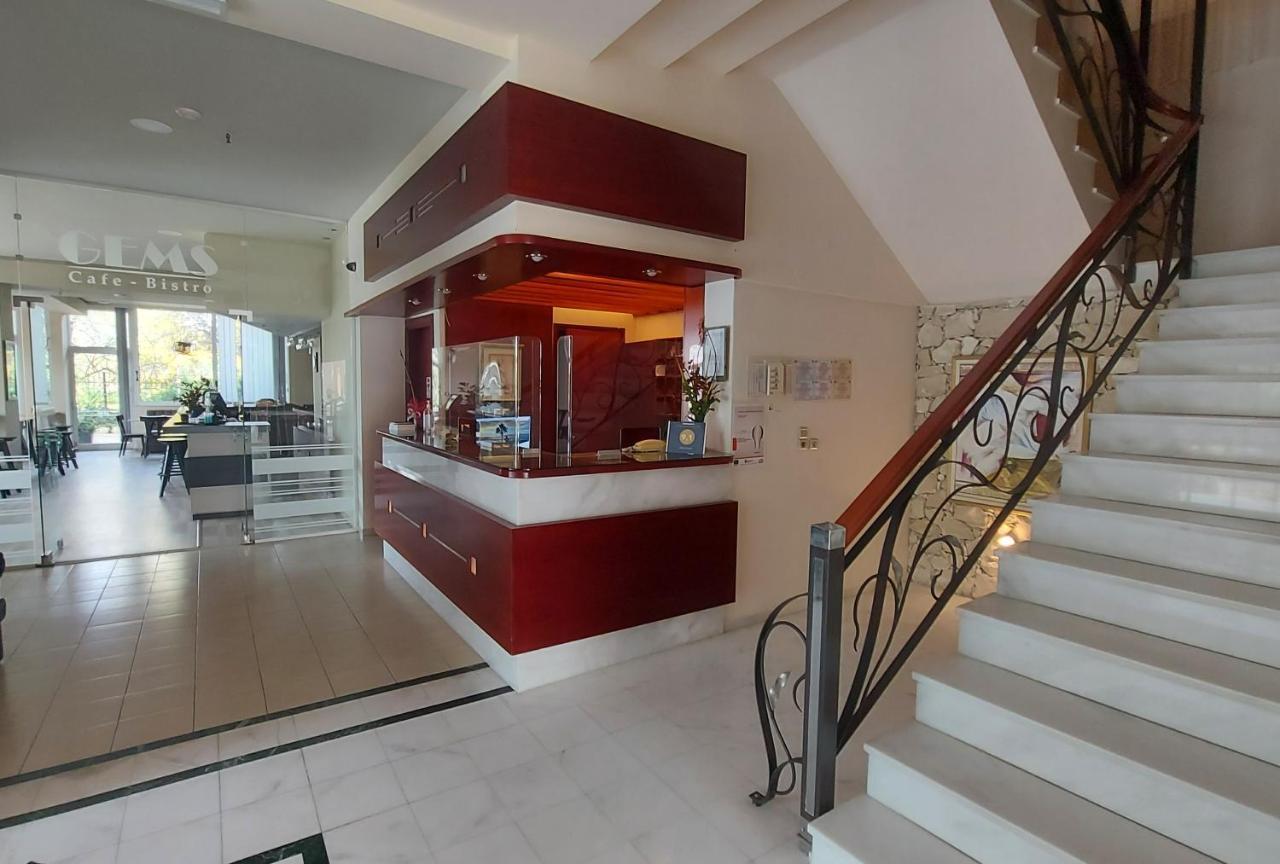 Monte Vardia Hotel