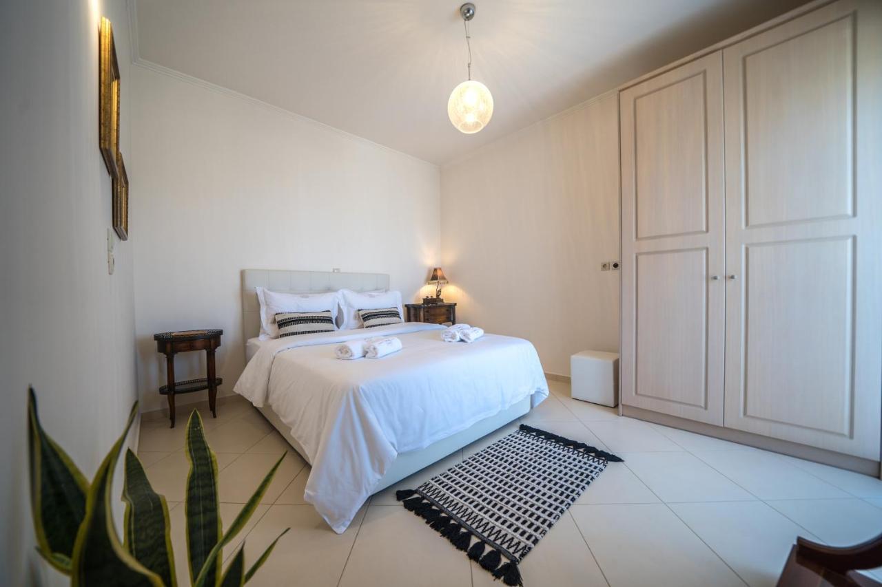 Fos - φωσ ,luxury Villa Chania (Crete)