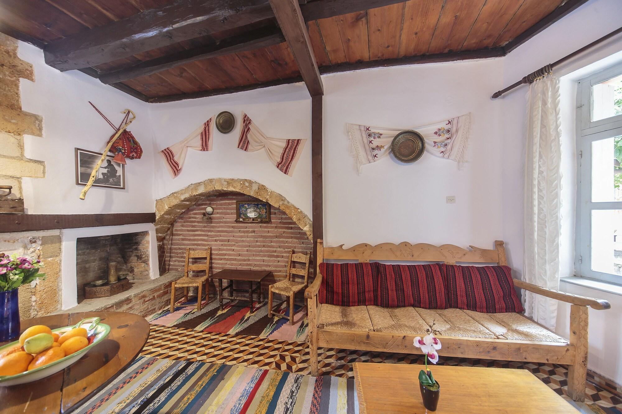 Aparthotel Kastelisuites Chania (Crete)