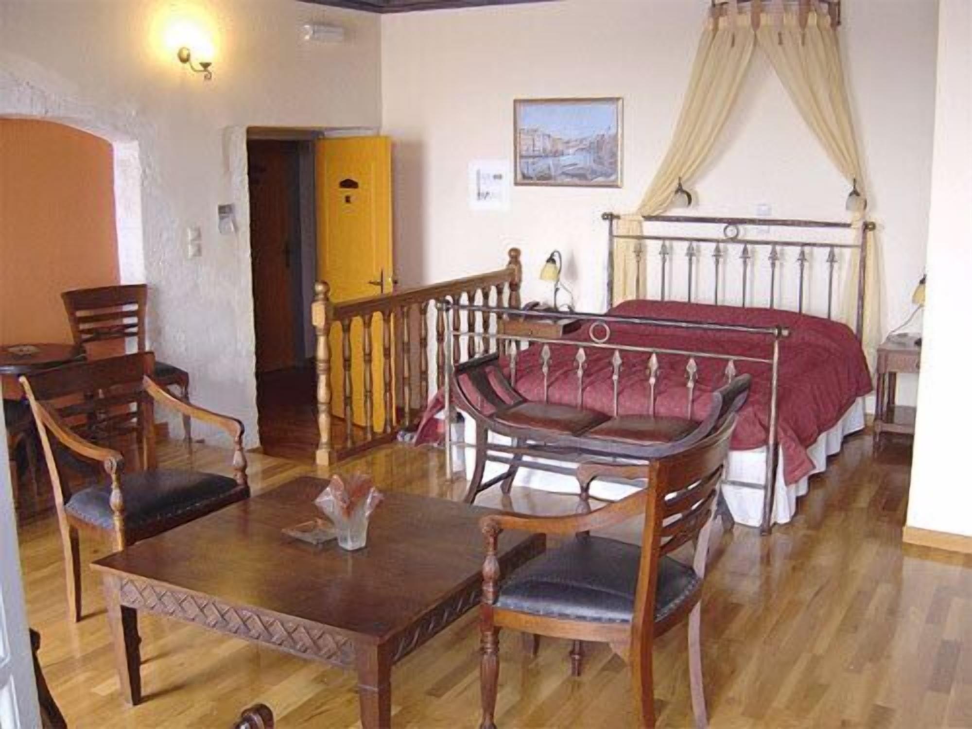Belmondo Hotel 4*