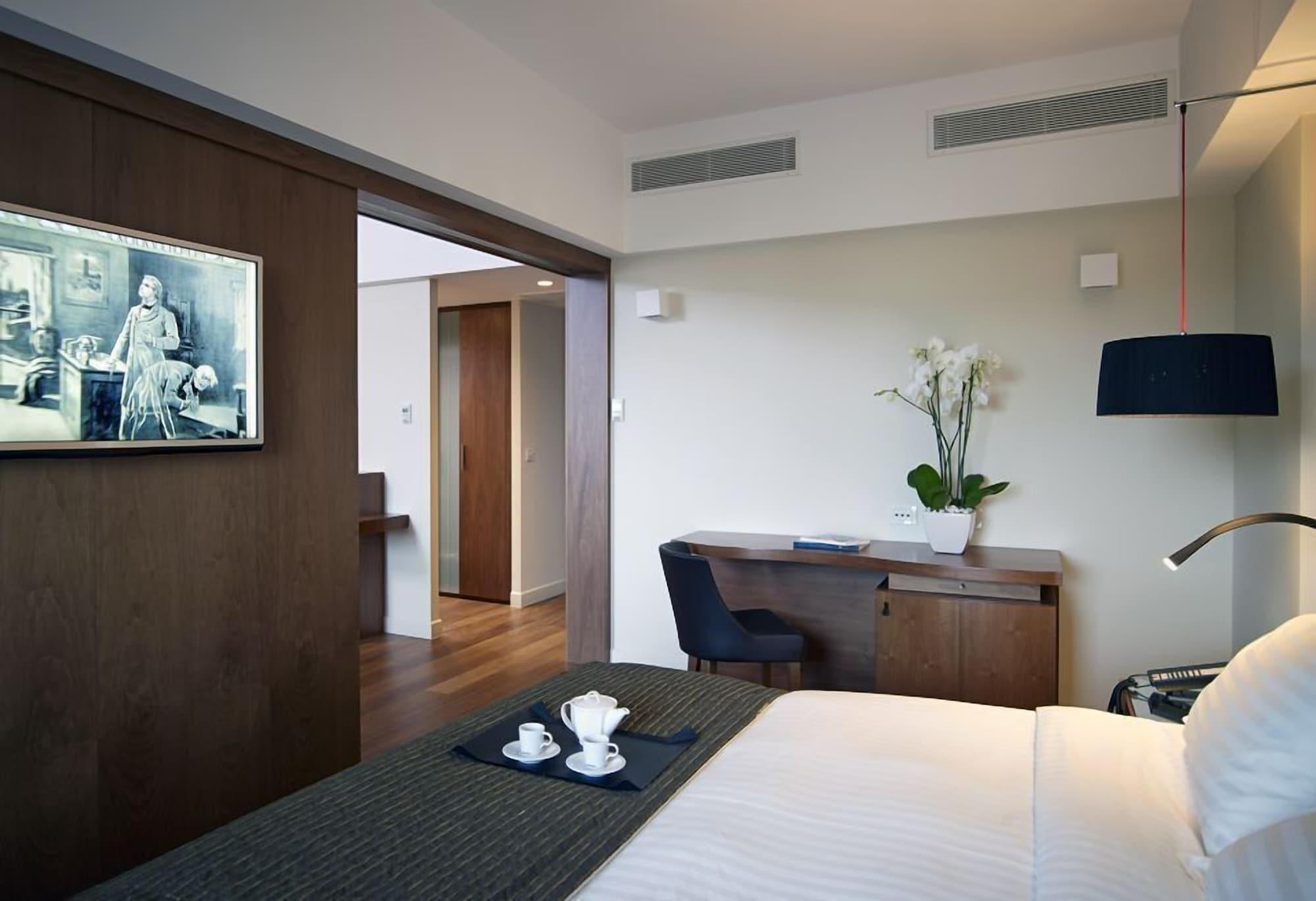 Samaria Hotel