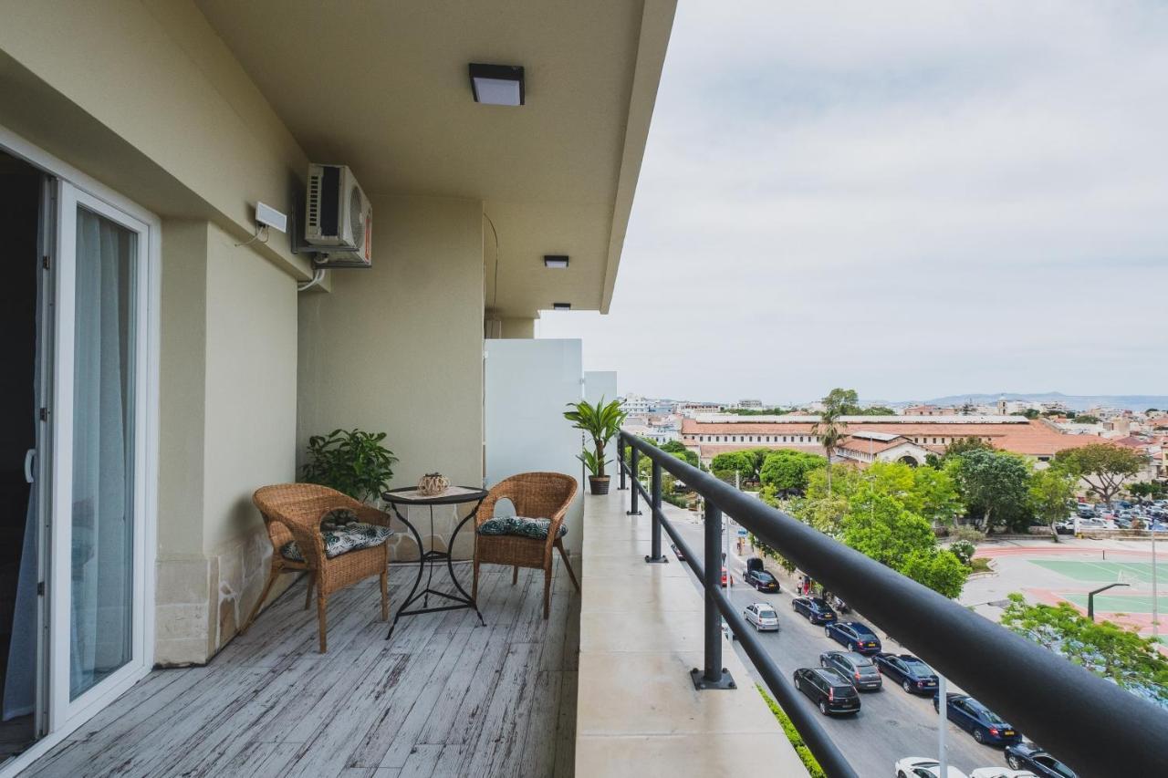 D&g Lux Flat View Next To Old Town & Market *