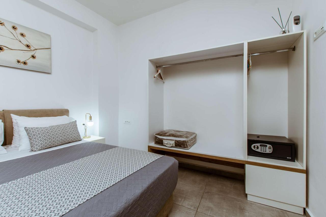 Aparthotel Deluxe 3*