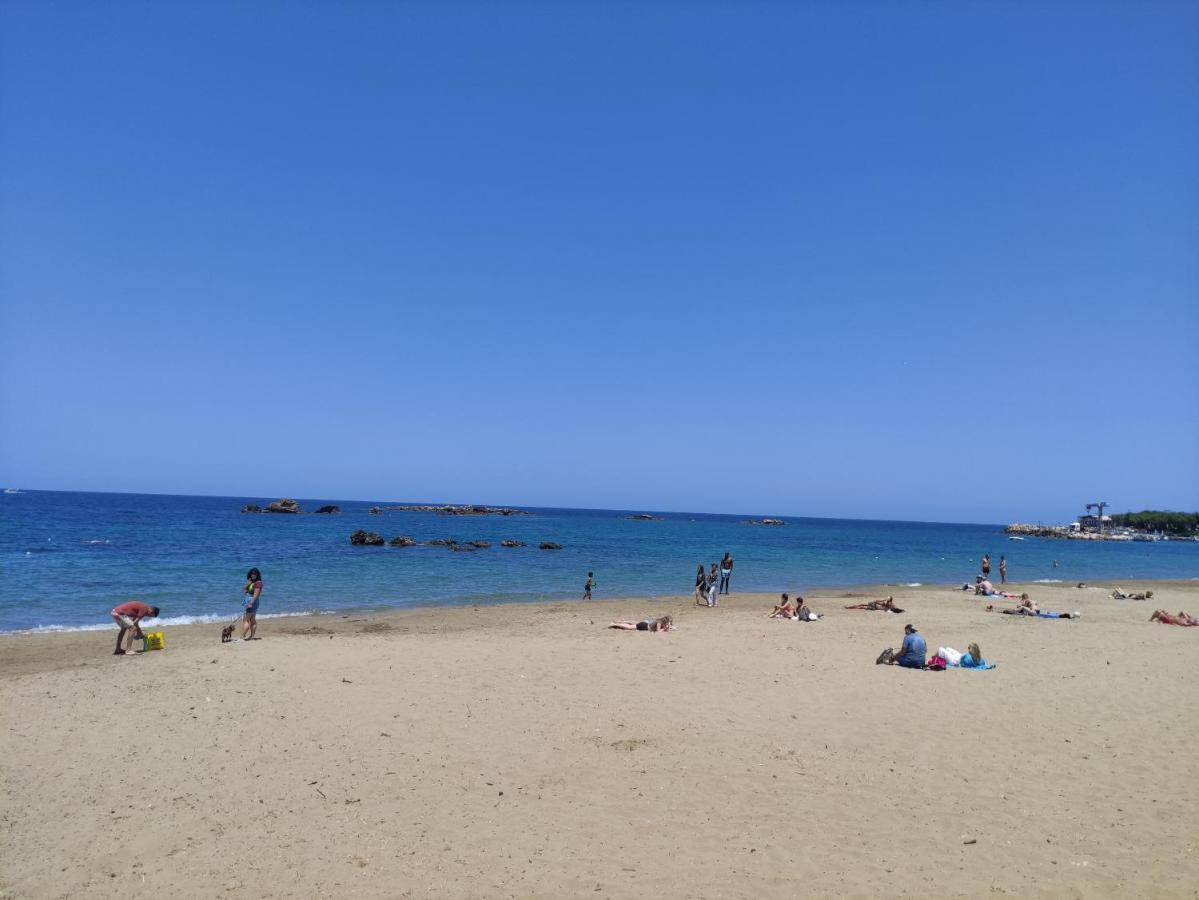 Nikos Seaview Apartment Chania (Crete)
