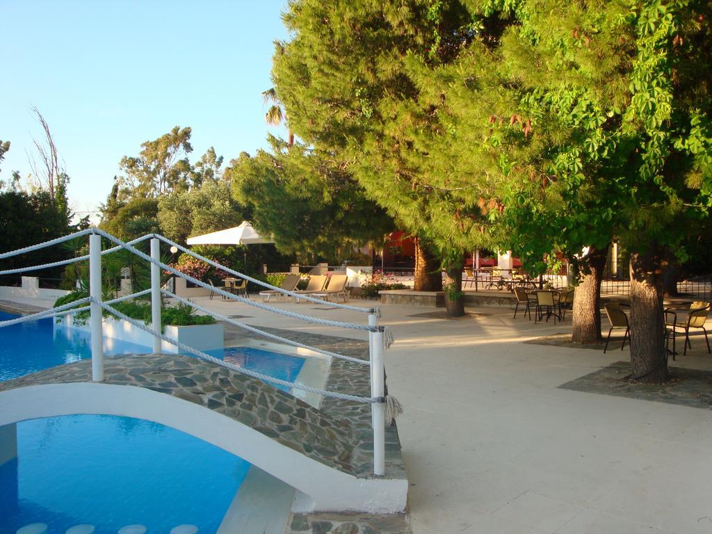 Monte Vardia Hotel