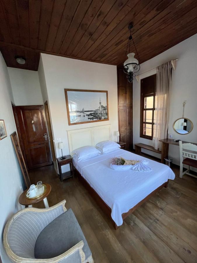 Captain Vasilis Hotel