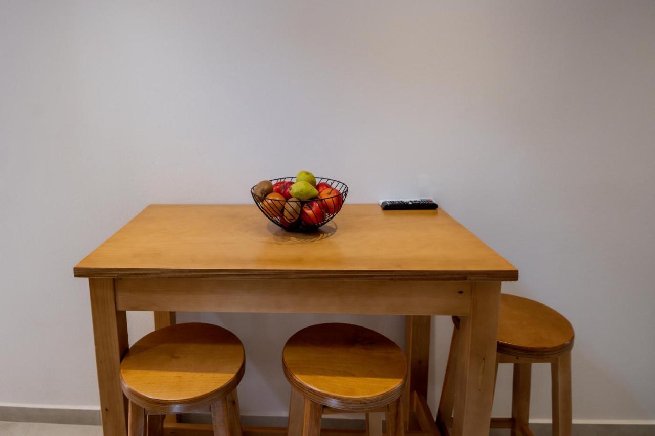 Nem Home, Amazing 1 Bedroom House Vakantiehuis *
