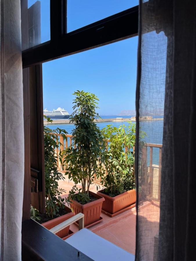 Captain Vasilis Hotel 4*