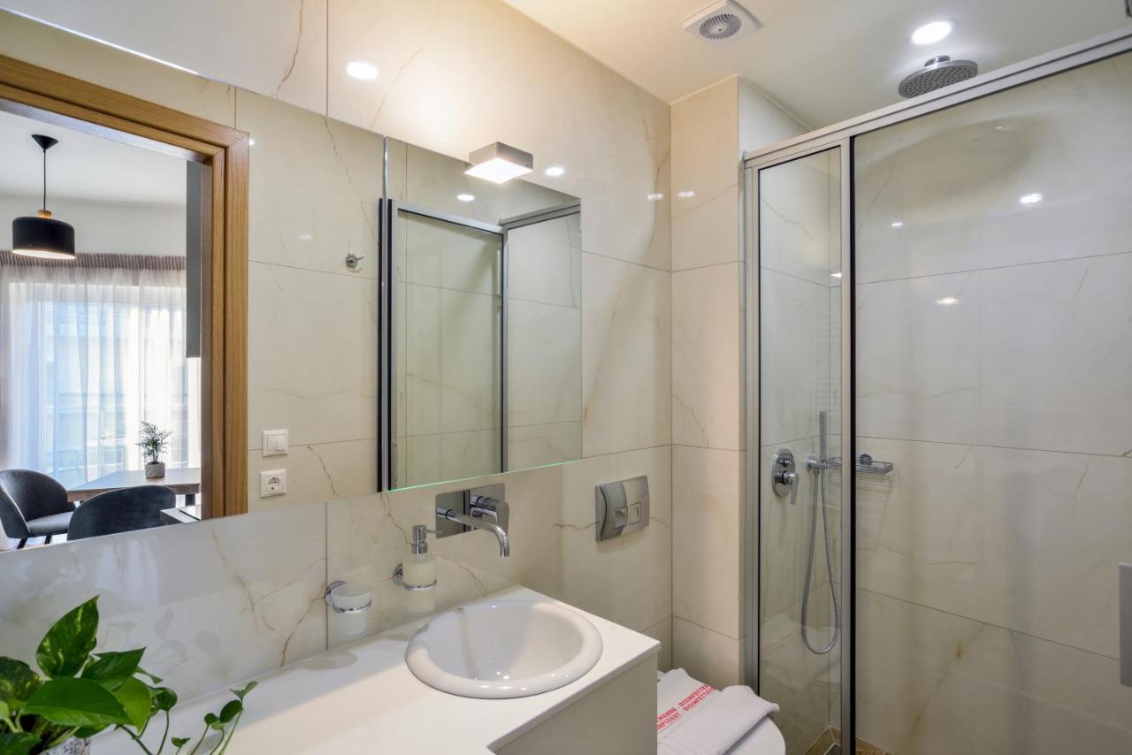 Elia Residences Apartment *