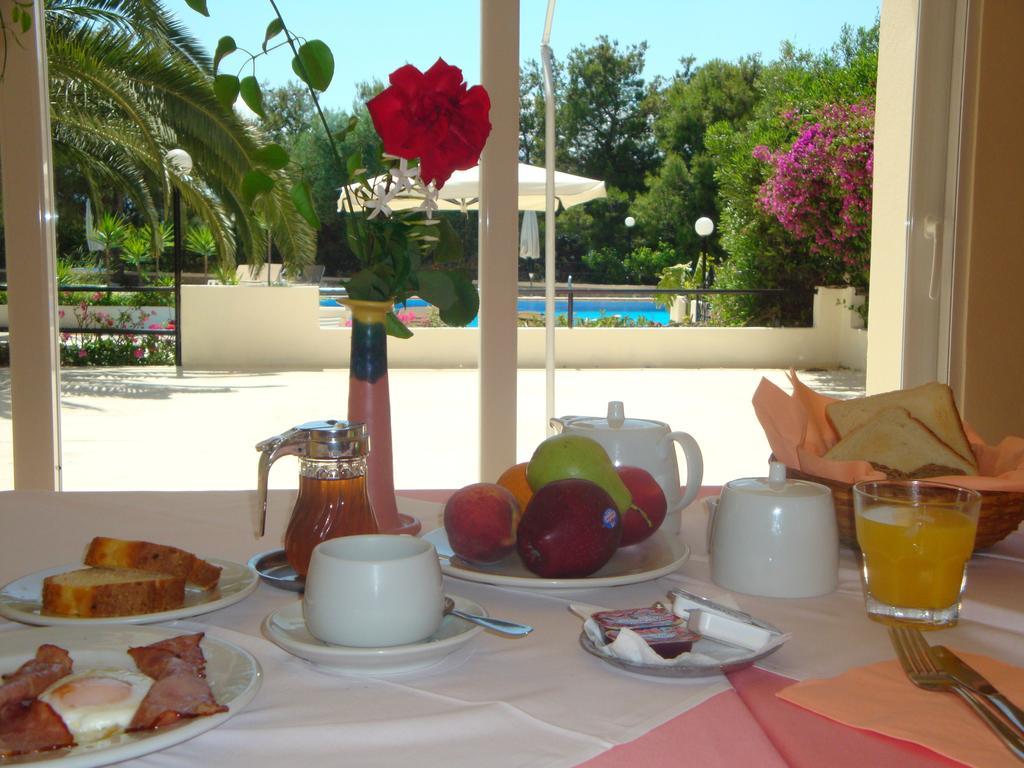 Monte Vardia Hotel