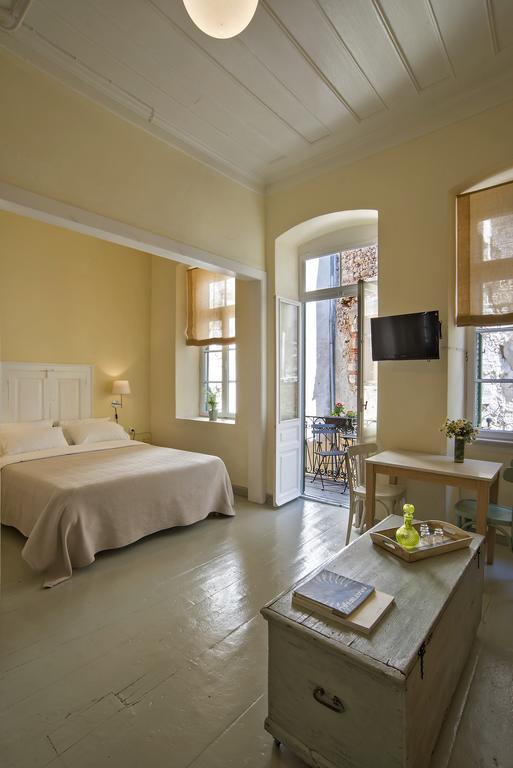 Antica Casa Studios Apartment