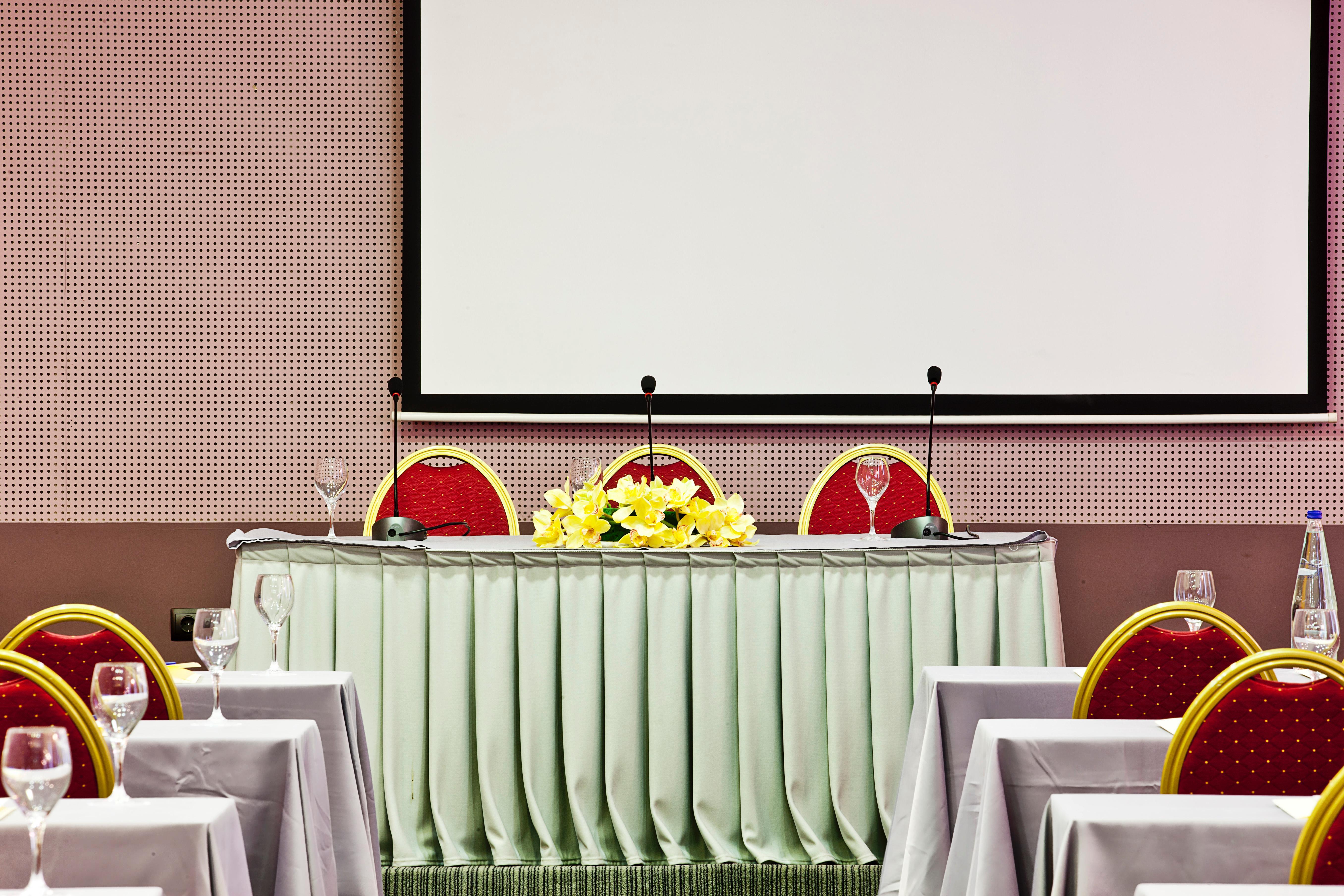 Hotel Civitel Akali 4*
