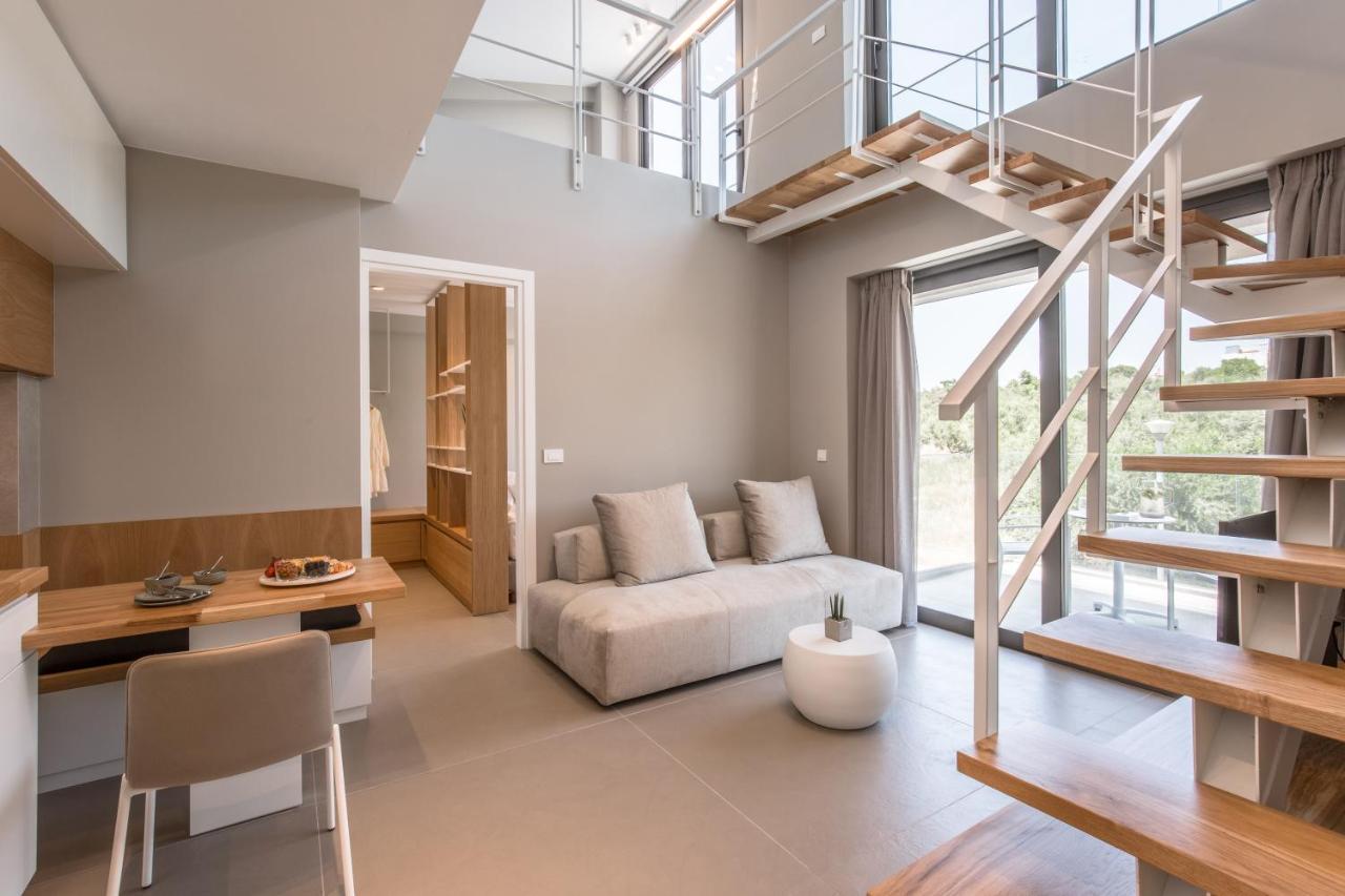 Noemie Luxury Aparthotel *