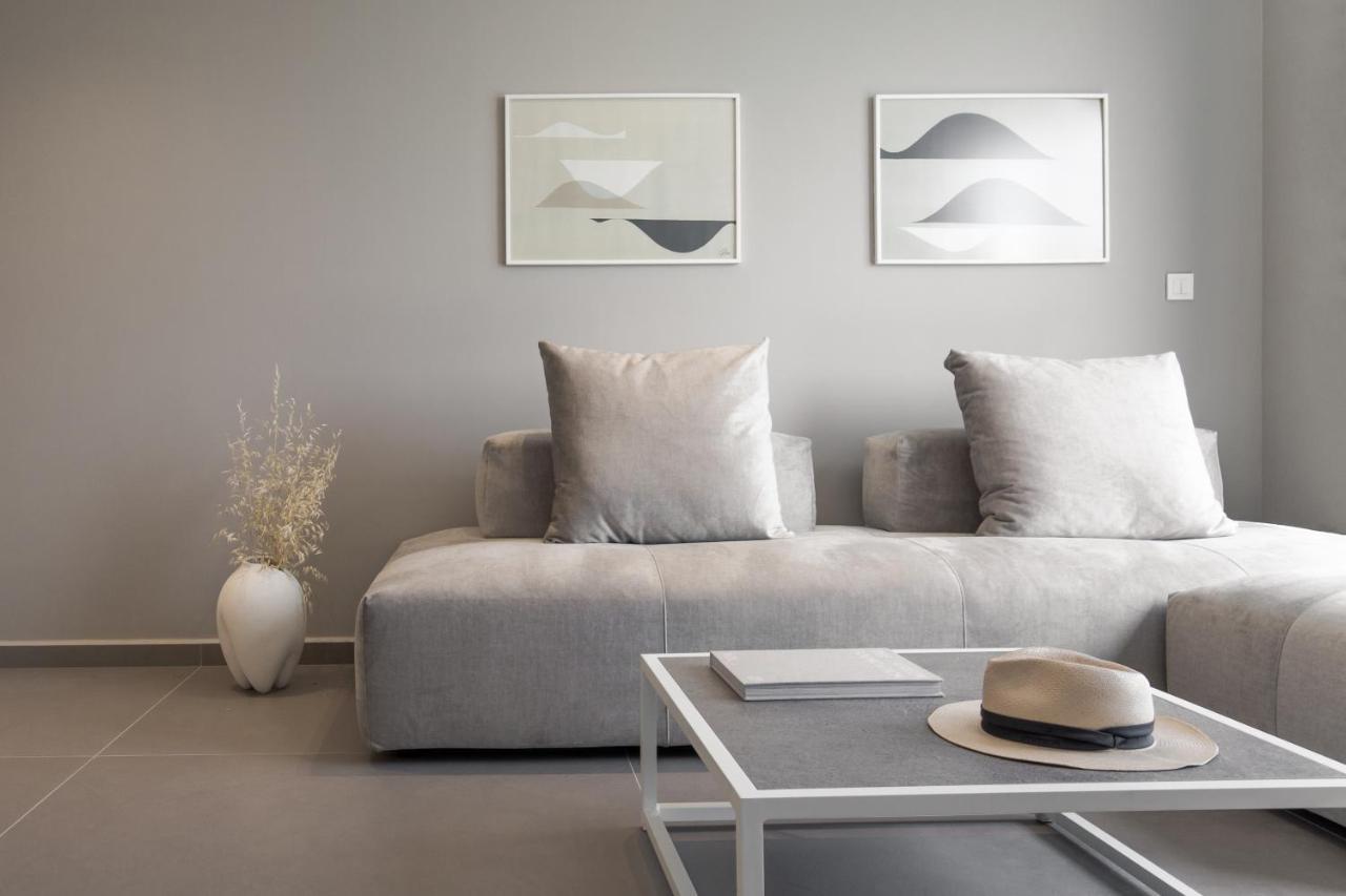 Noemie Luxury