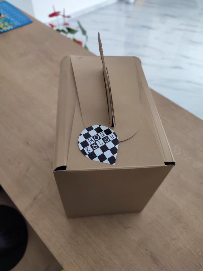 Deluxe 2*