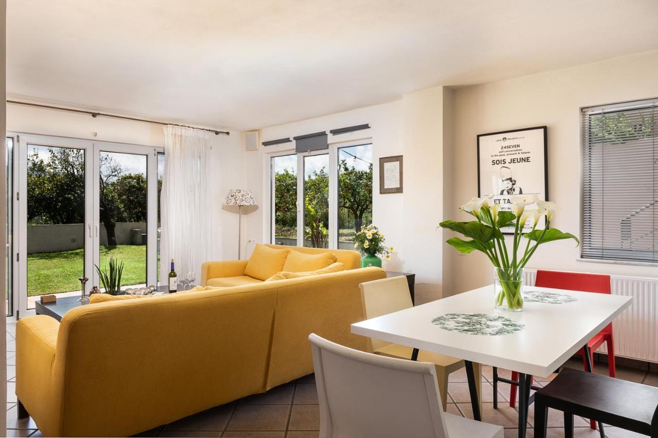 Eos Apartment *
