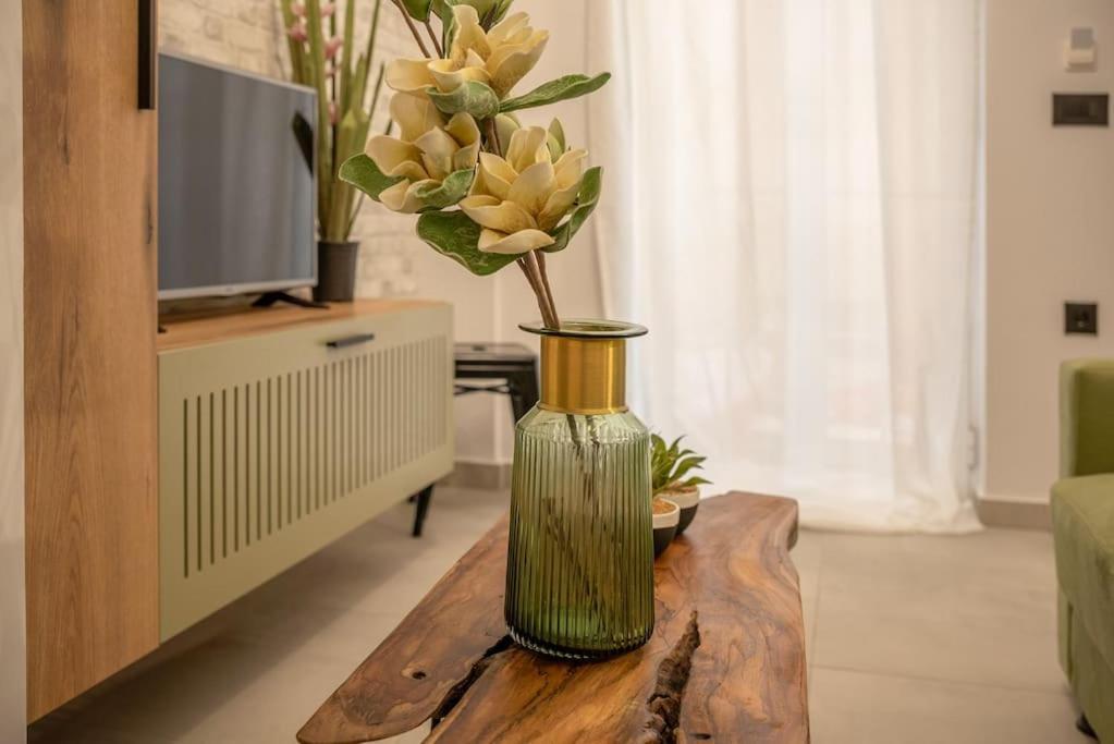 Yro Apartment *