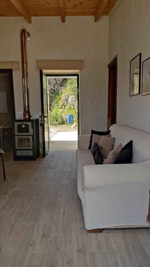Ormilia Apartamento Chrissi Akti Chania