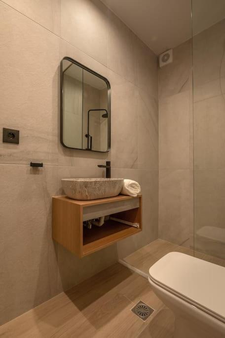 Yro Apartment