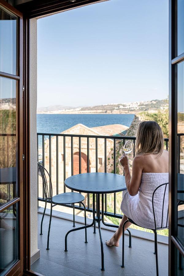 Ethos Chrissi Akti Chania