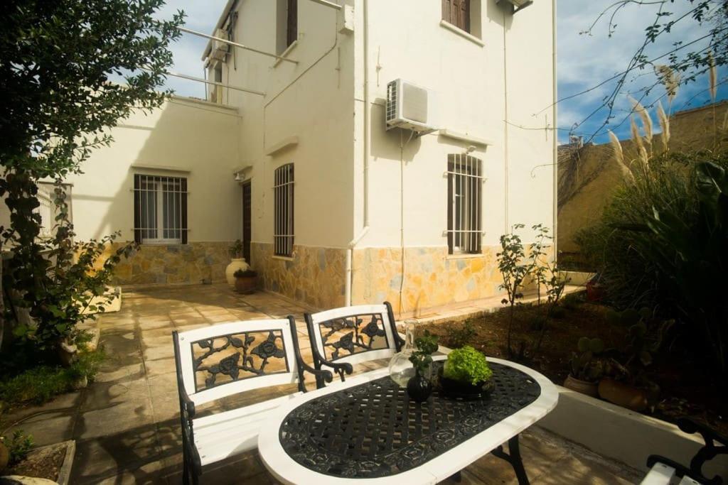 Casa de férias Tatiana's Garden House *