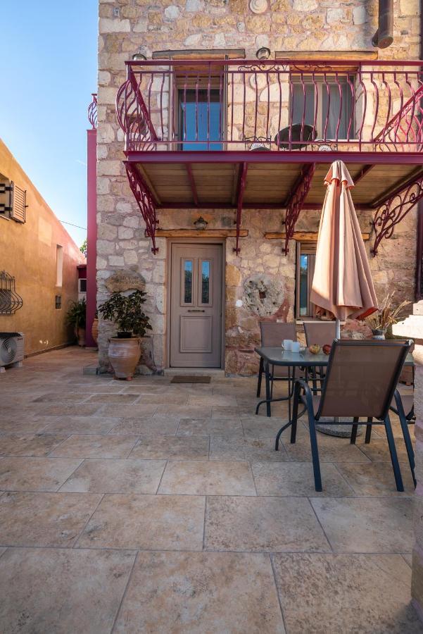 Villa Avocado Fivos
