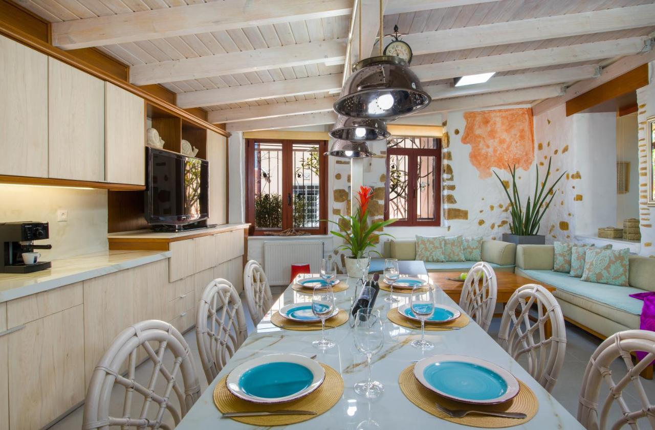 Splantzia - Heated Pool - Garden - 2 Min Harbor Villa