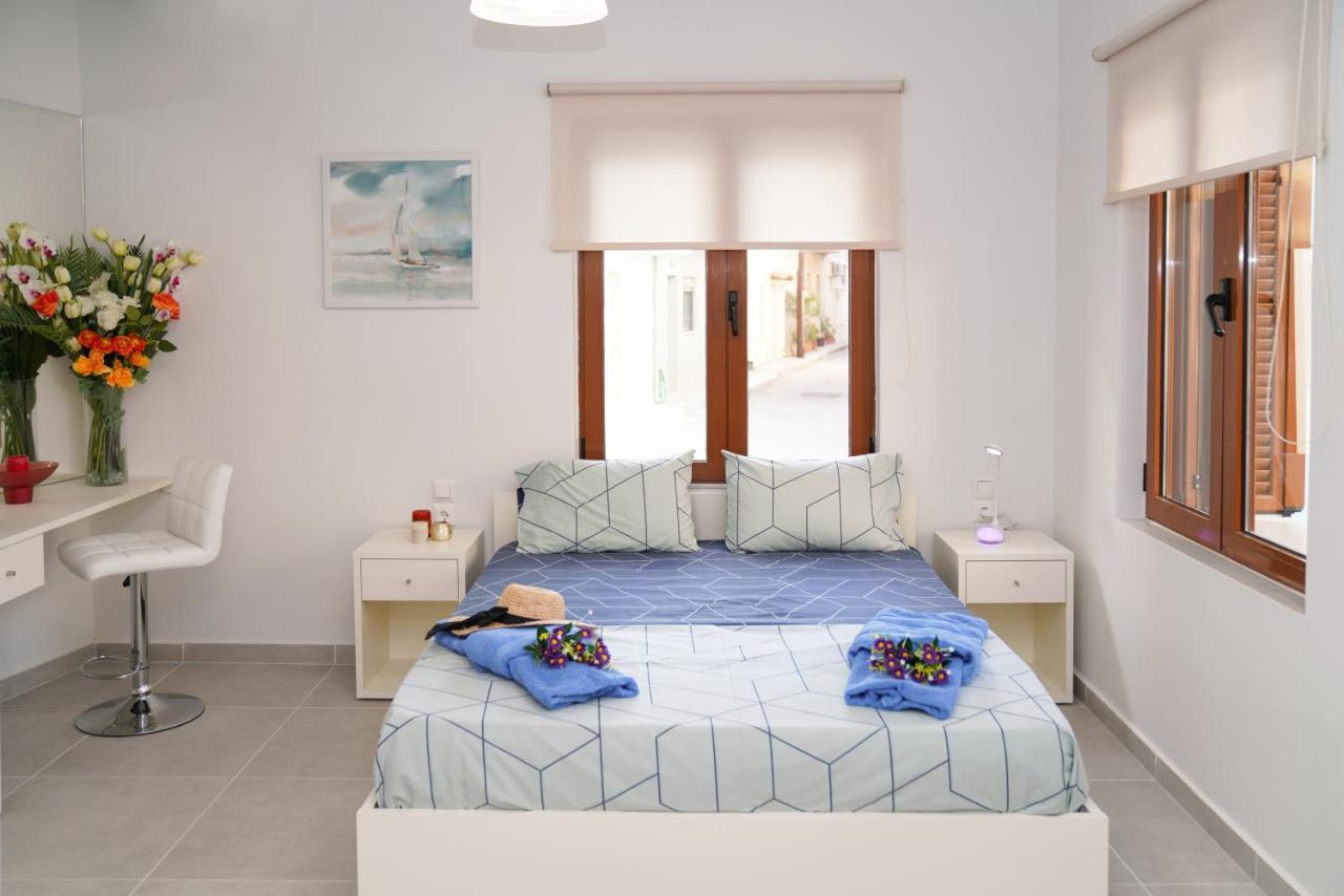 Apolafsi 1new With Kitchen Apartamento Chrissi Akti Chania