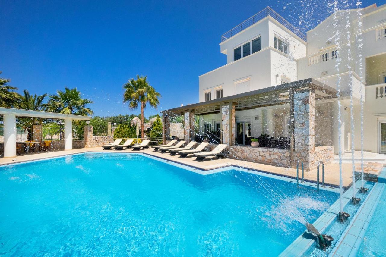 Villa Epavlis Akrotiri *