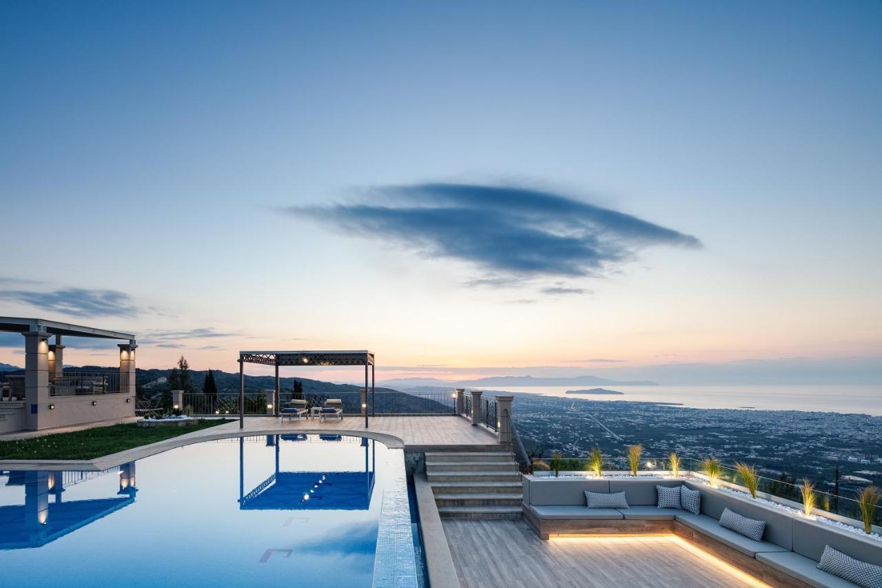 Villa Golden Hill
