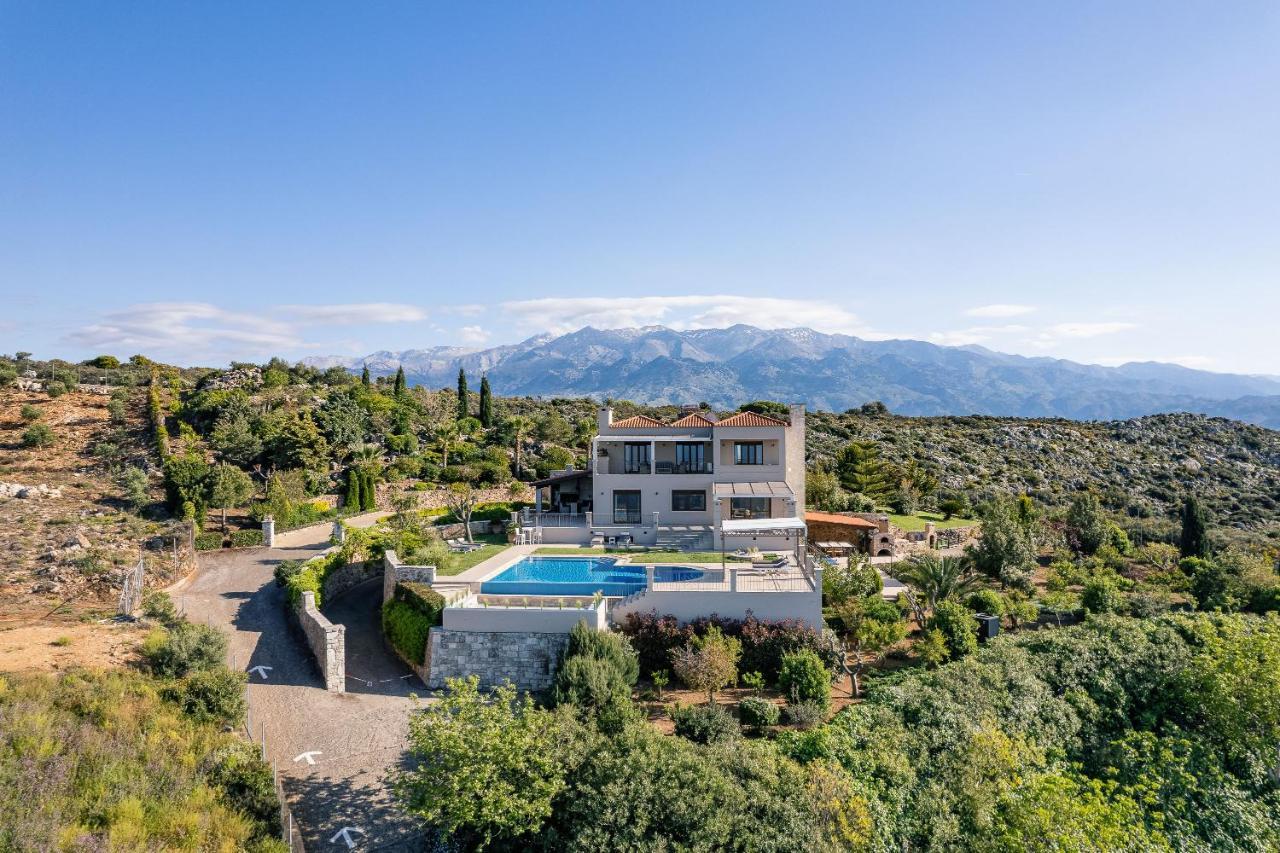Villa Golden Hill *