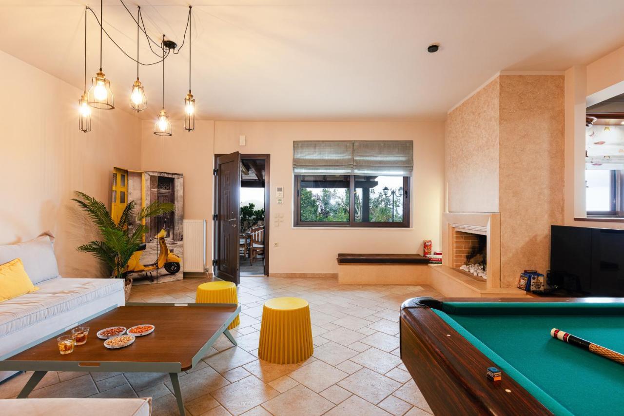Golden Hill Villa *