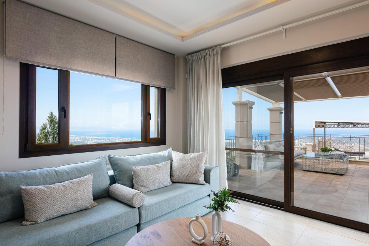 Golden Hill Villa