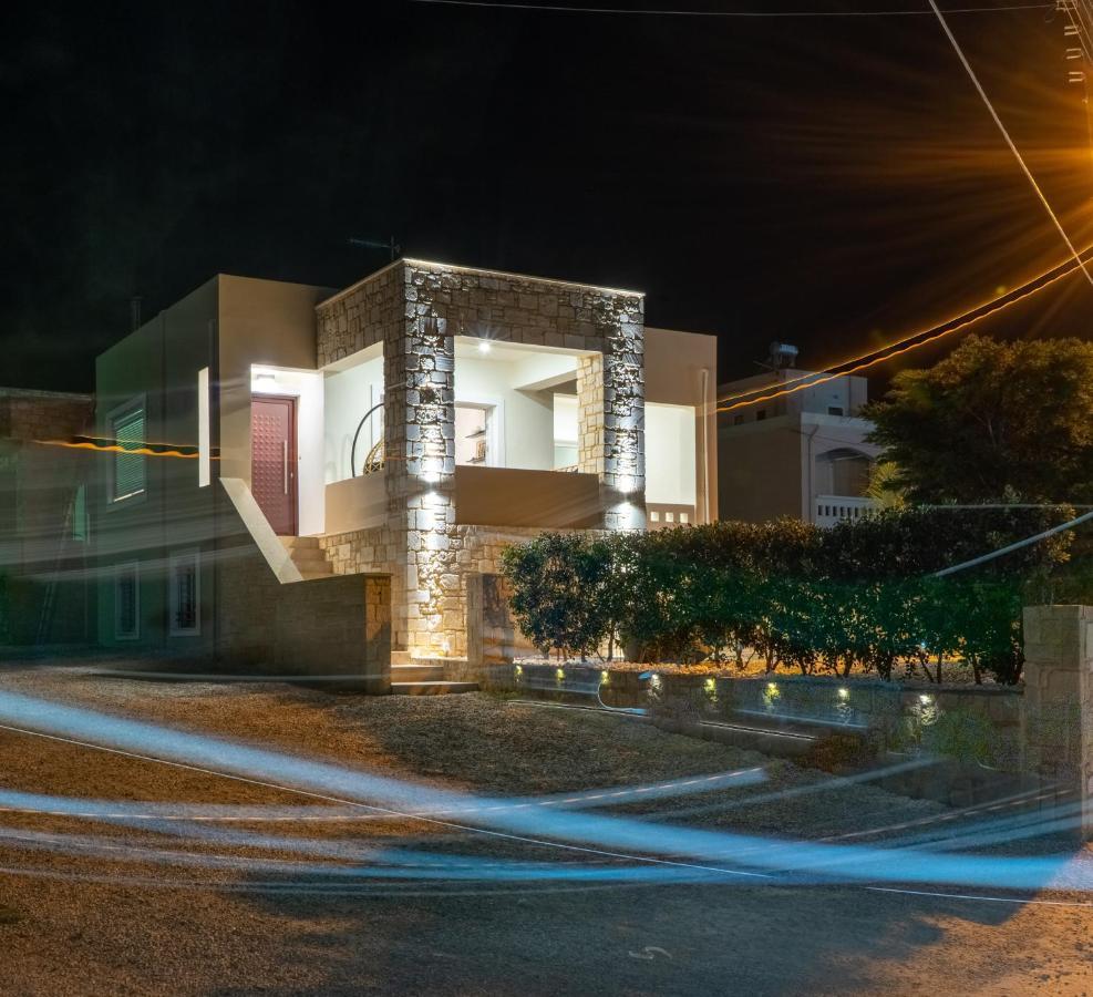 Ros Solis Luxure House Holiday home *