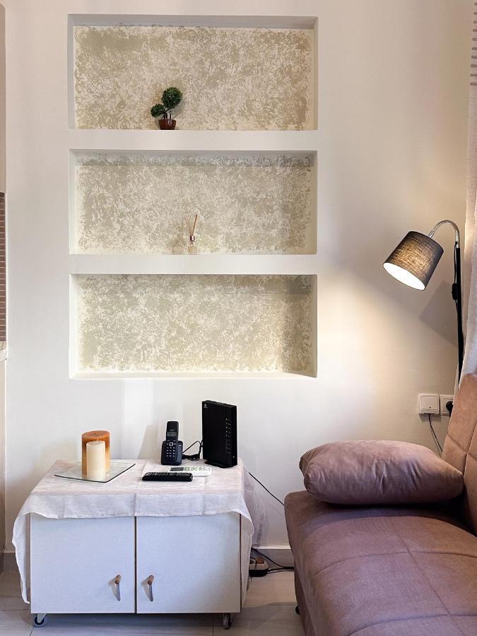 Kostas House *