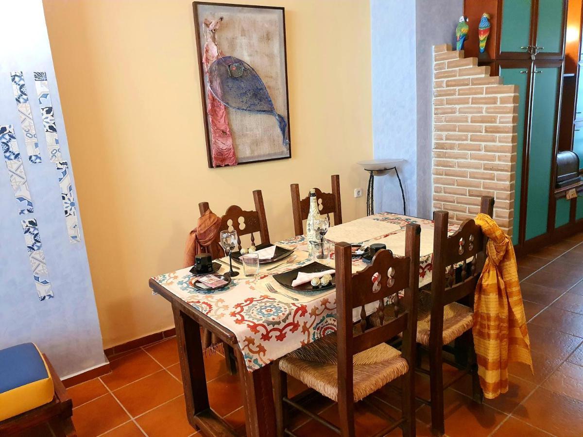 Gallery Art Loft, Chania, Crete Apartment