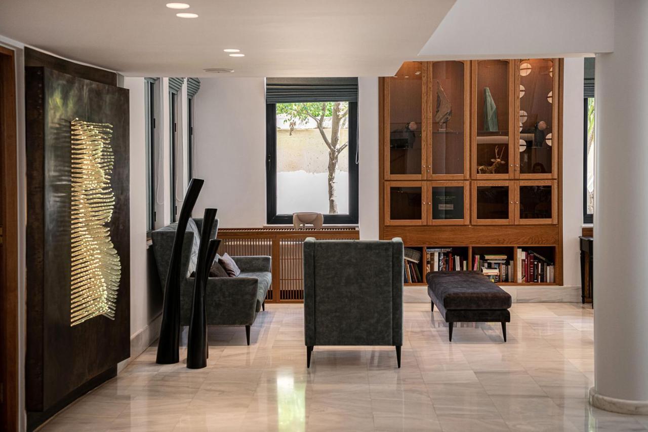 Hotel Avra Boutique 4*
