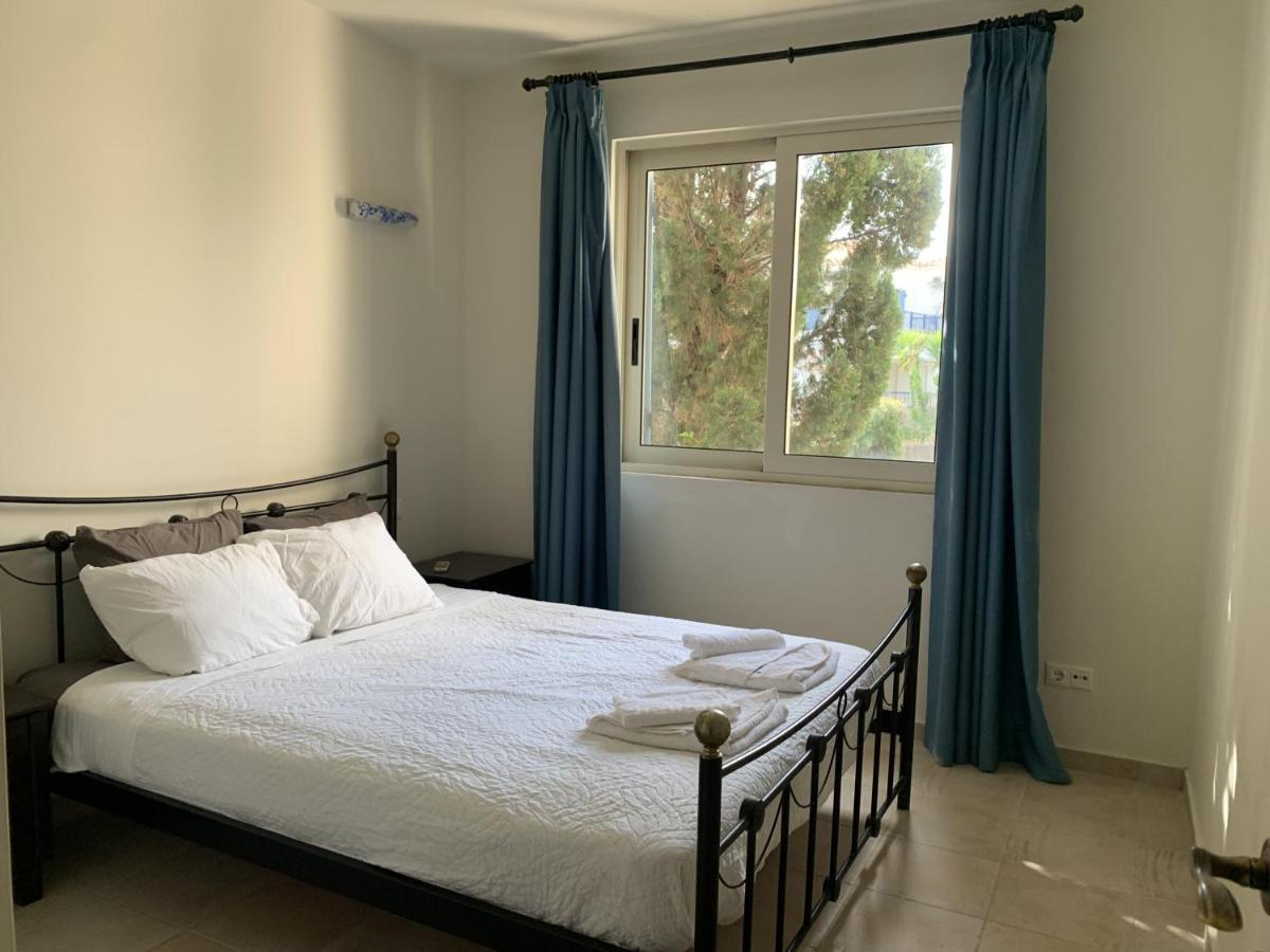 Holiday home Cassiopeia 3-bedroom House On The Beach With Pool *