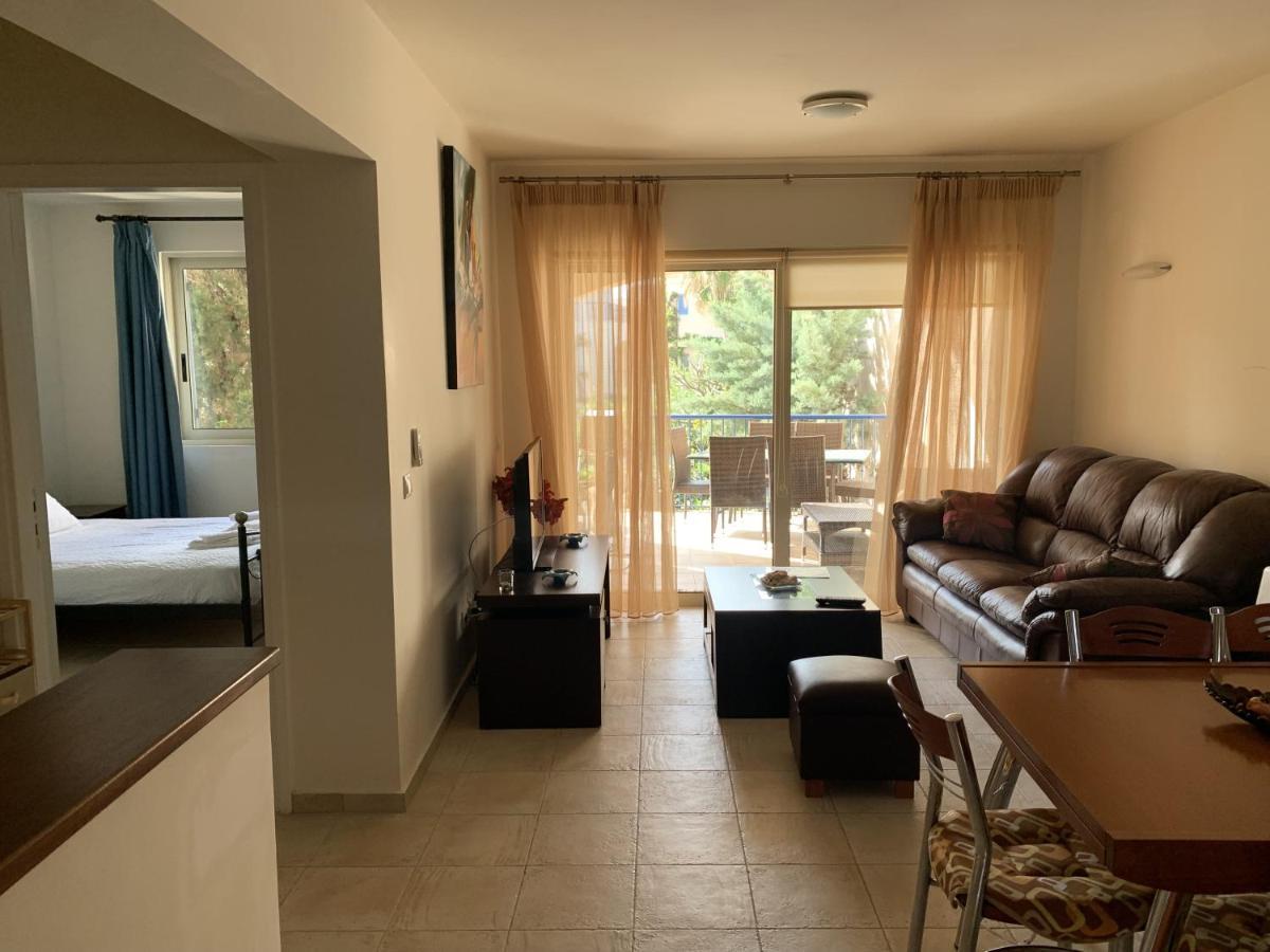 Cassiopeia 3-bedroom House On The Beach With Pool * Chania (Crete)