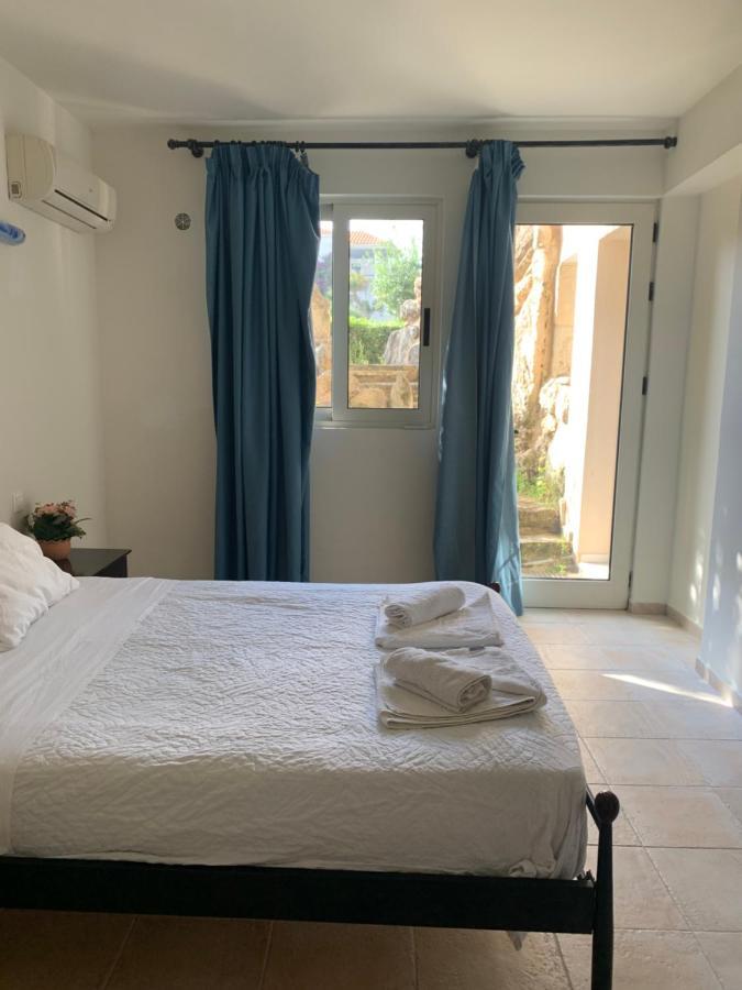 Holiday home Cassiopeia 3-bedroom House On The Beach With Pool Chania (Crete)