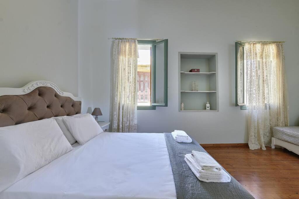 Apartment Centrally Yours: Spacious House In The Center Chania (Crete)