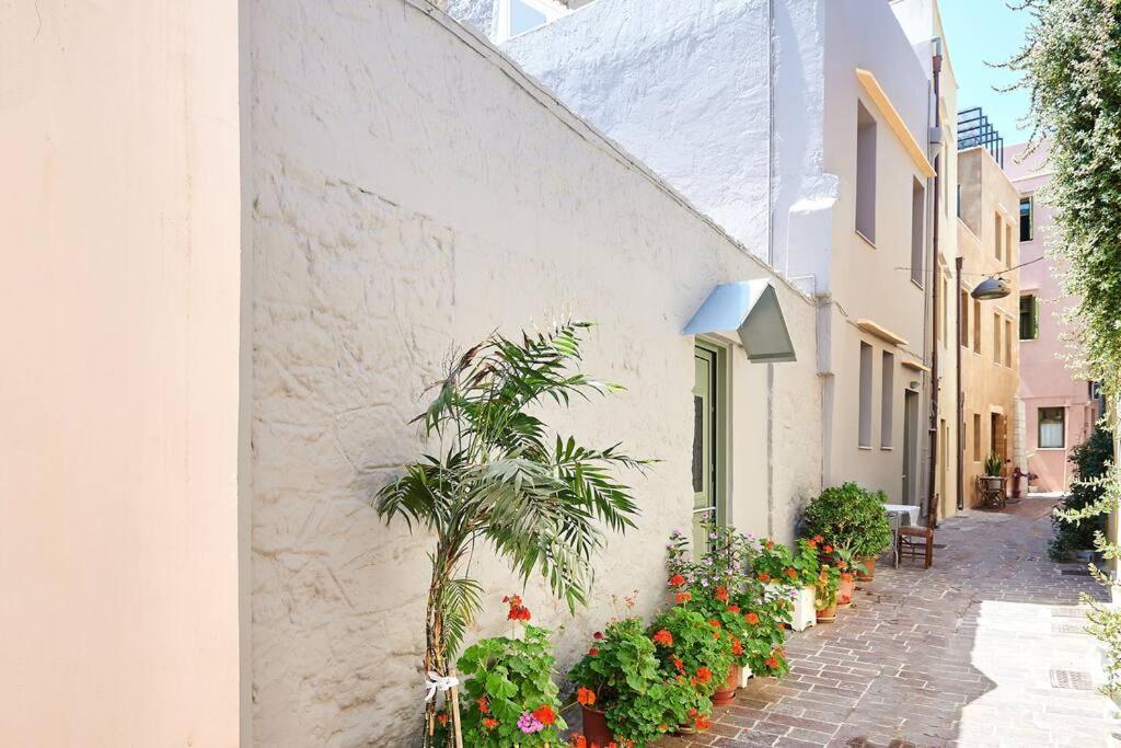 Centrally Yours: Spacious House In The Center * Chania (Crete)