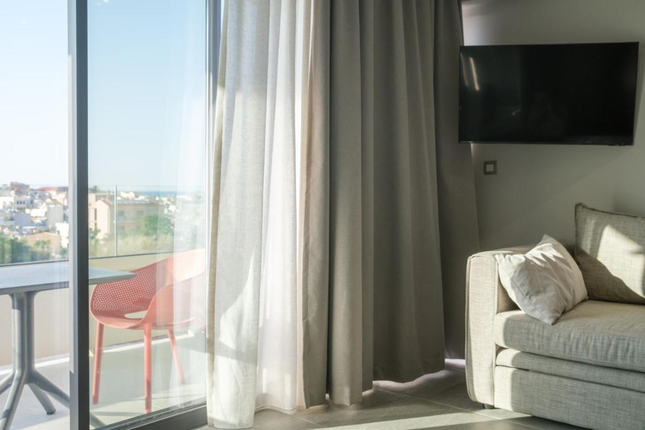 Sky-high Penthouse W. Stunning Views - 03 * Chania (Crete)